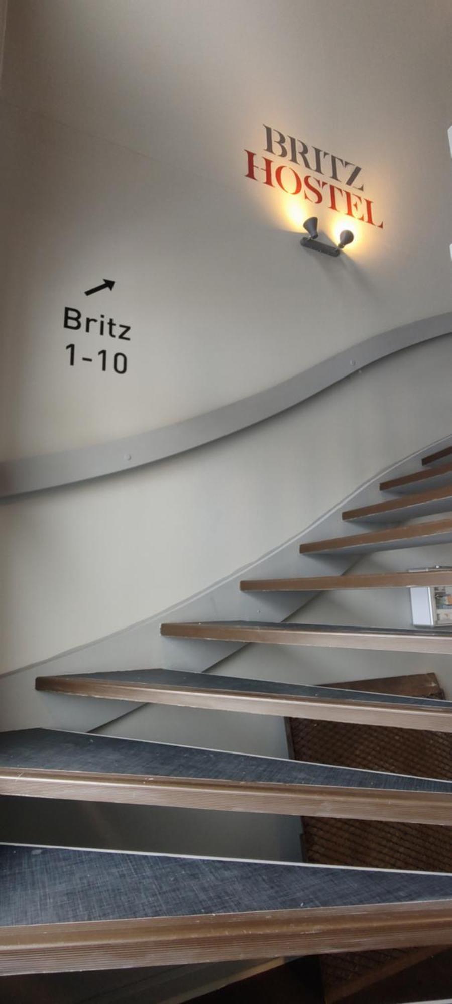 Britz Hostel Kristinehamn Zewnętrze zdjęcie